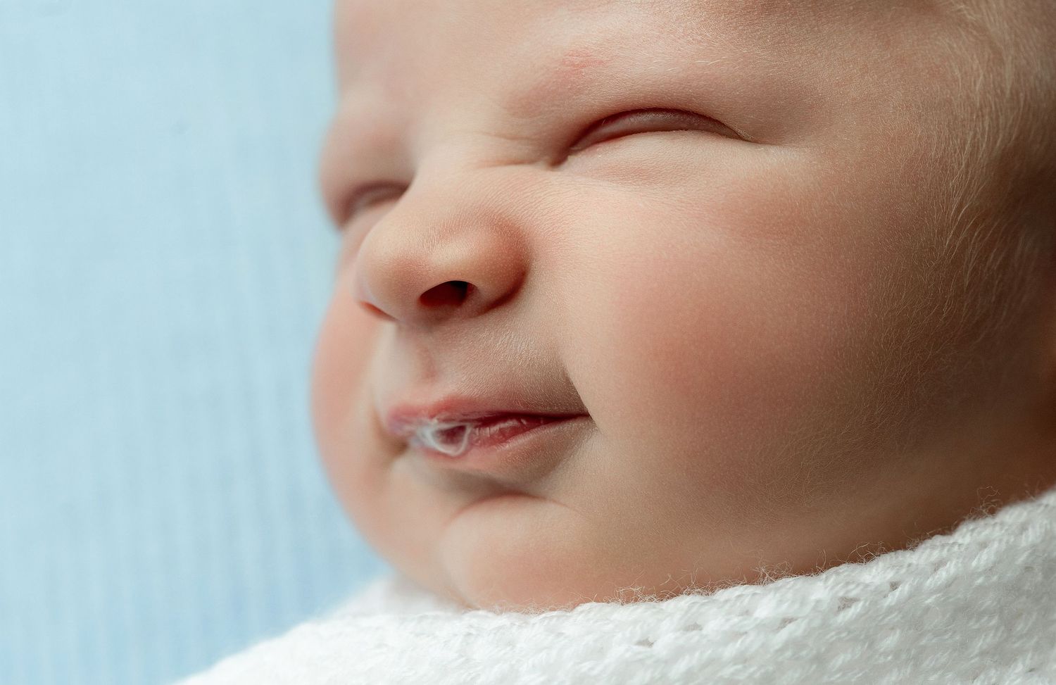 Newborn with milk bubble. Greenville SC newborn, Easley SC newborn, Upstate Sc newborn, Greenville newborn