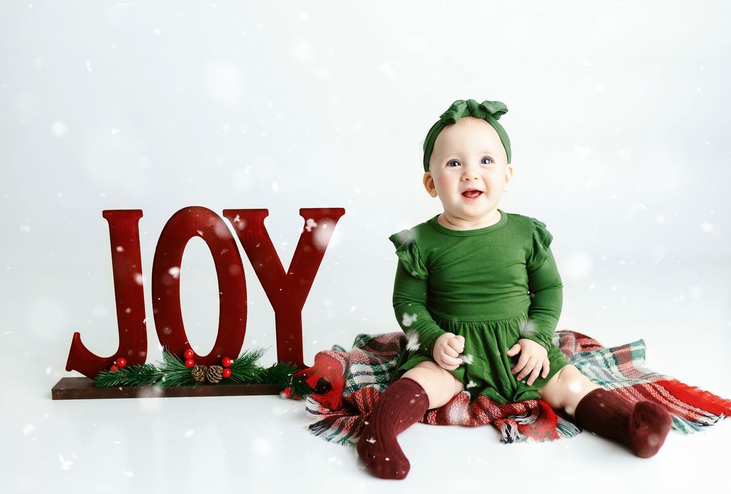 Christmas little girl. Greenville, SC newborn photographer, Easley, SC newborn photographer, Upstate SC newborn photographer
