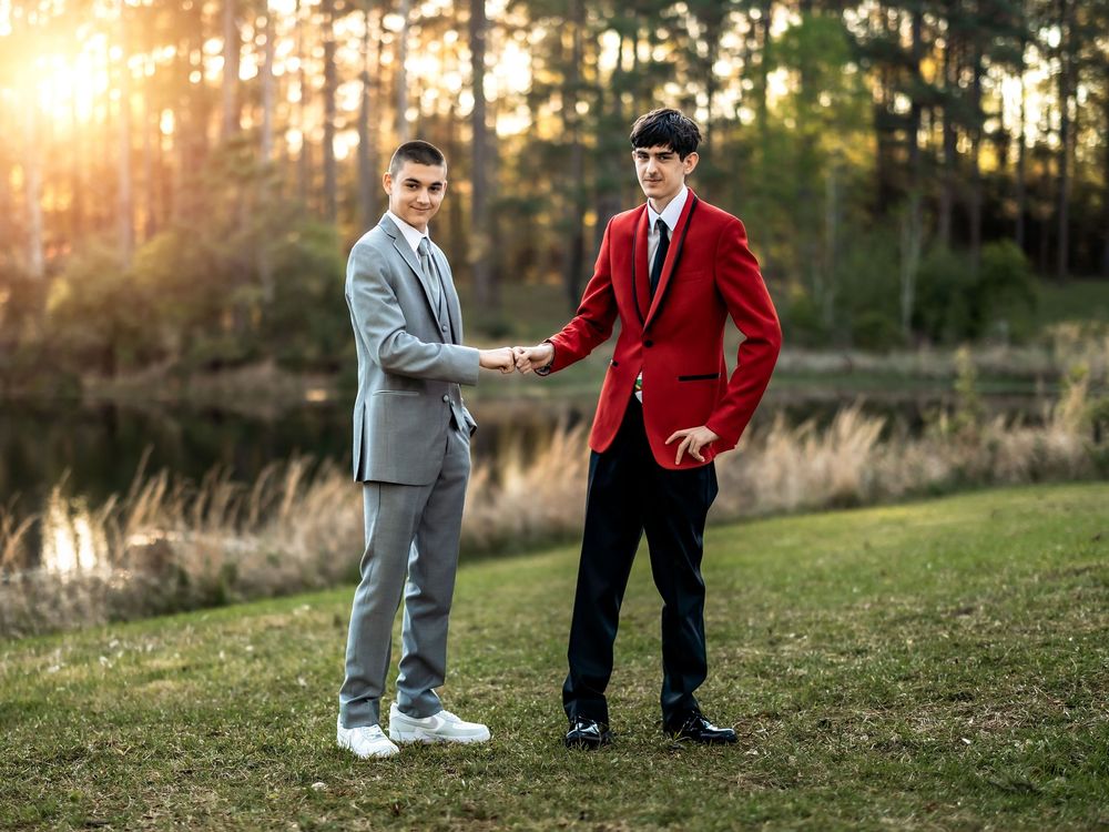 Creative senior portrait photography with natural sunset lighting