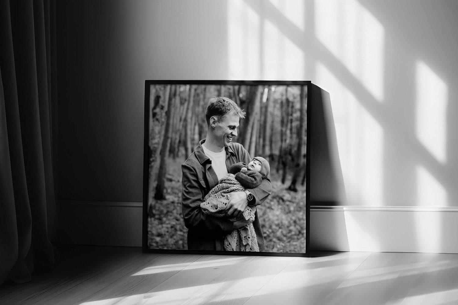 familiefotografering i skoven med nyfødt hos fotograf jane søndberg hammel fotograf aarhus minder for livet