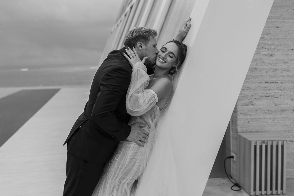 Professional wedding photoshoot session at Conrad Bali.