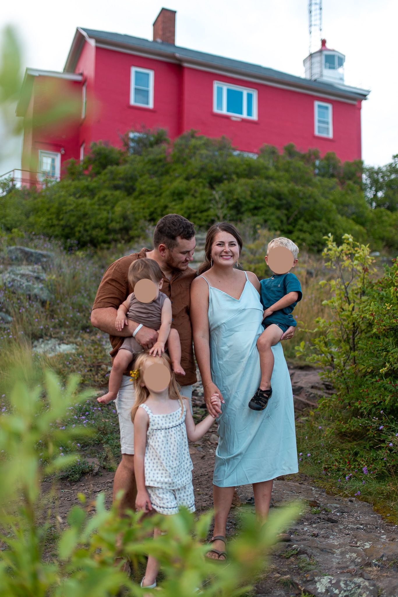 Upper Peninsula  Lifestyle Photographer. Weddings, engagement, families