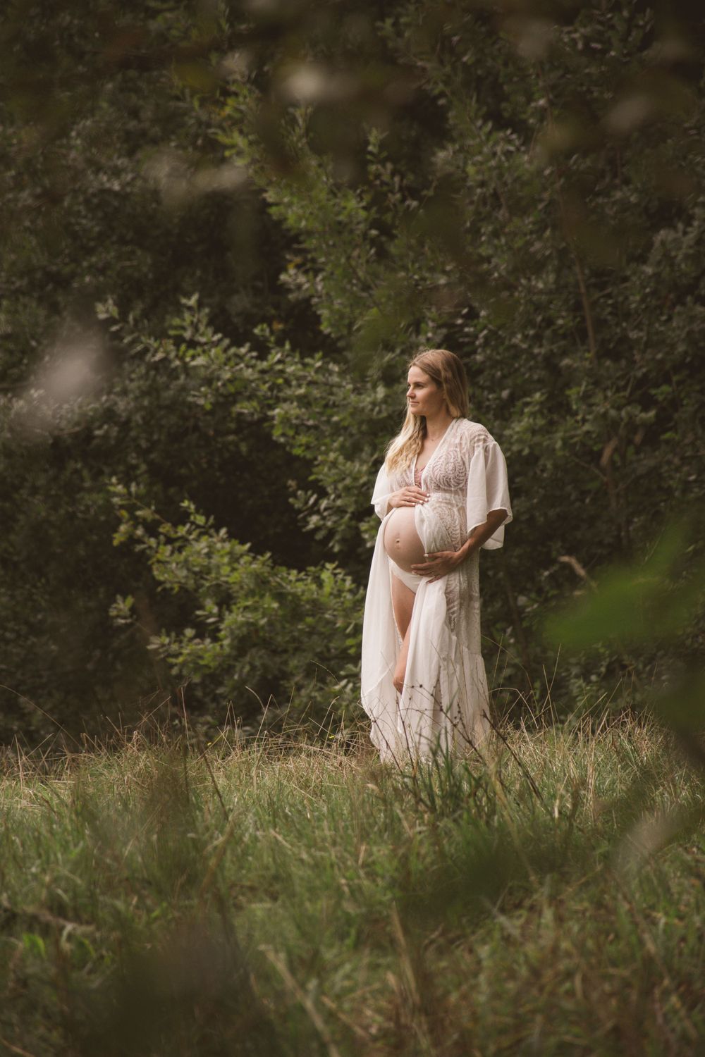 Stay&cee Creative: Where maternity and newborn sessions come to life with our curated and complimentary client wardrobe