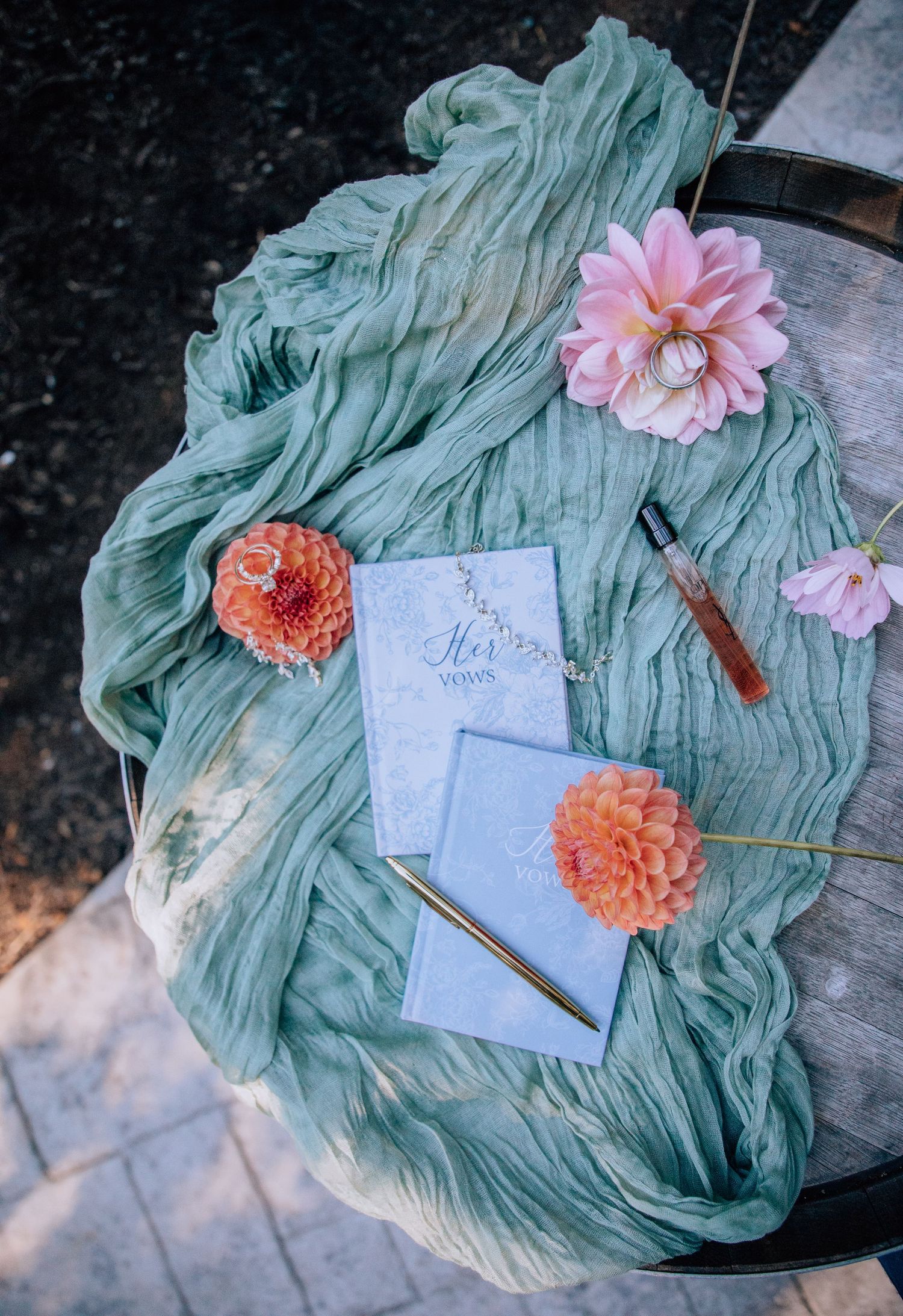 Port Orchard and Gig Harbor Wedding Photographer