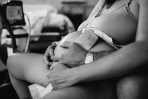 Una mujer el día de su parto.