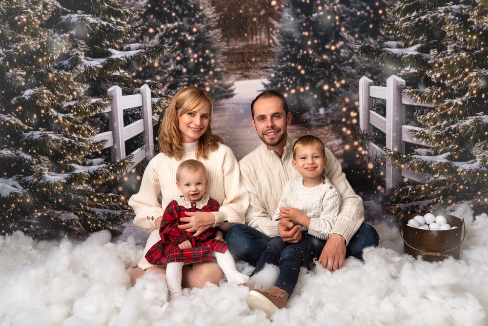 family of 4, snow, christmas trees, christmas lights