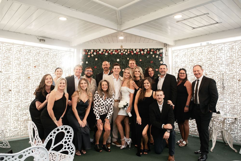 Little White chapel and Las Vegas sign wedding