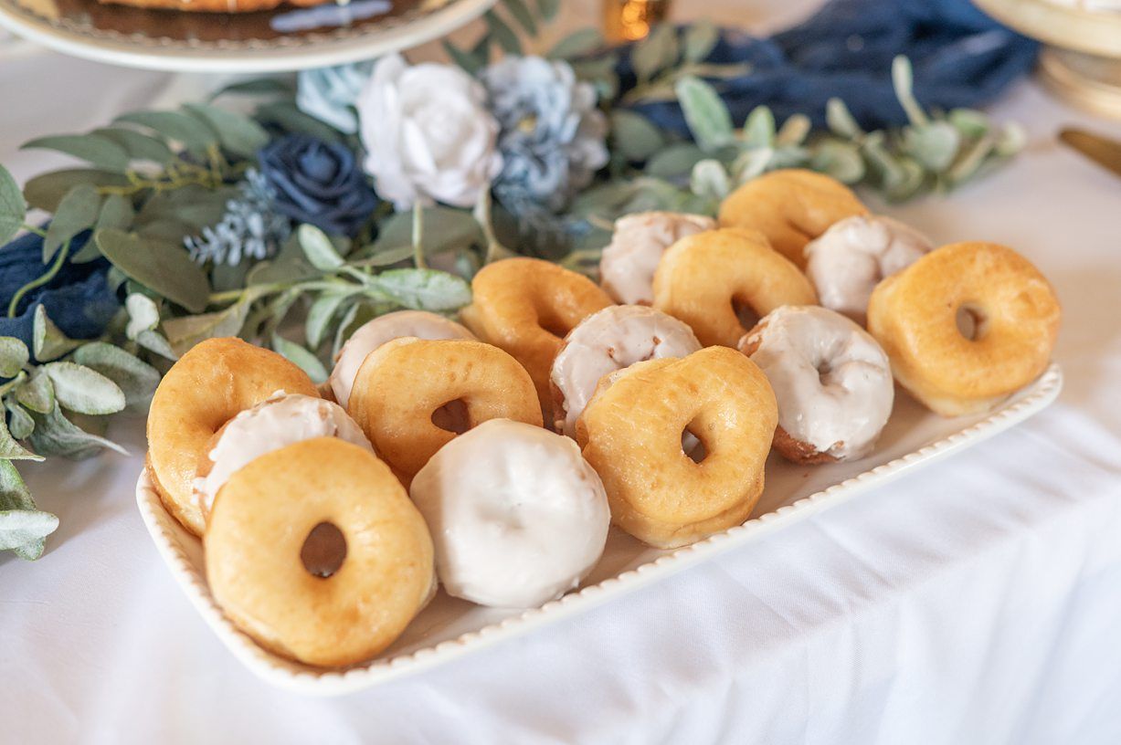 Beautiful Summer Wedding at Timber Oaks Venue by Bartlesville Photographer Kristi Bray
