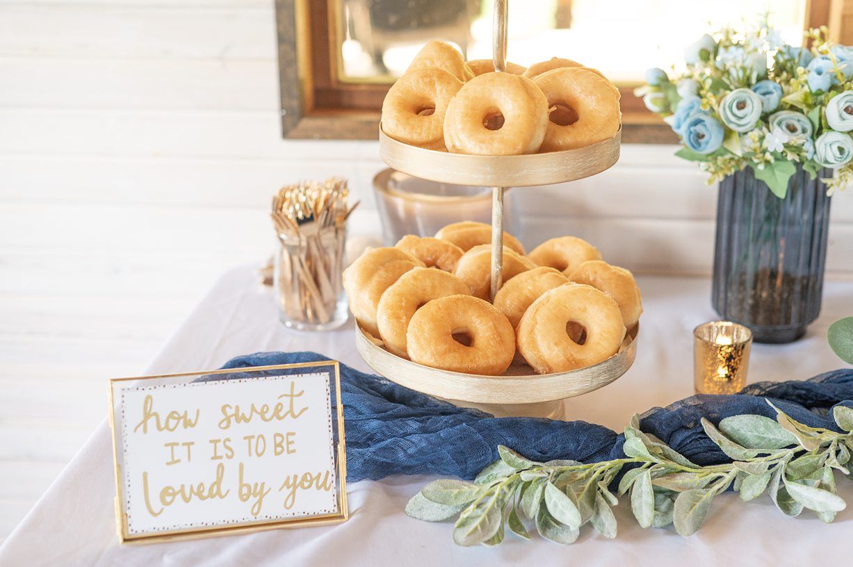 Beautiful Summer Wedding at Timber Oaks Venue by Bartlesville Photographer Kristi Bray