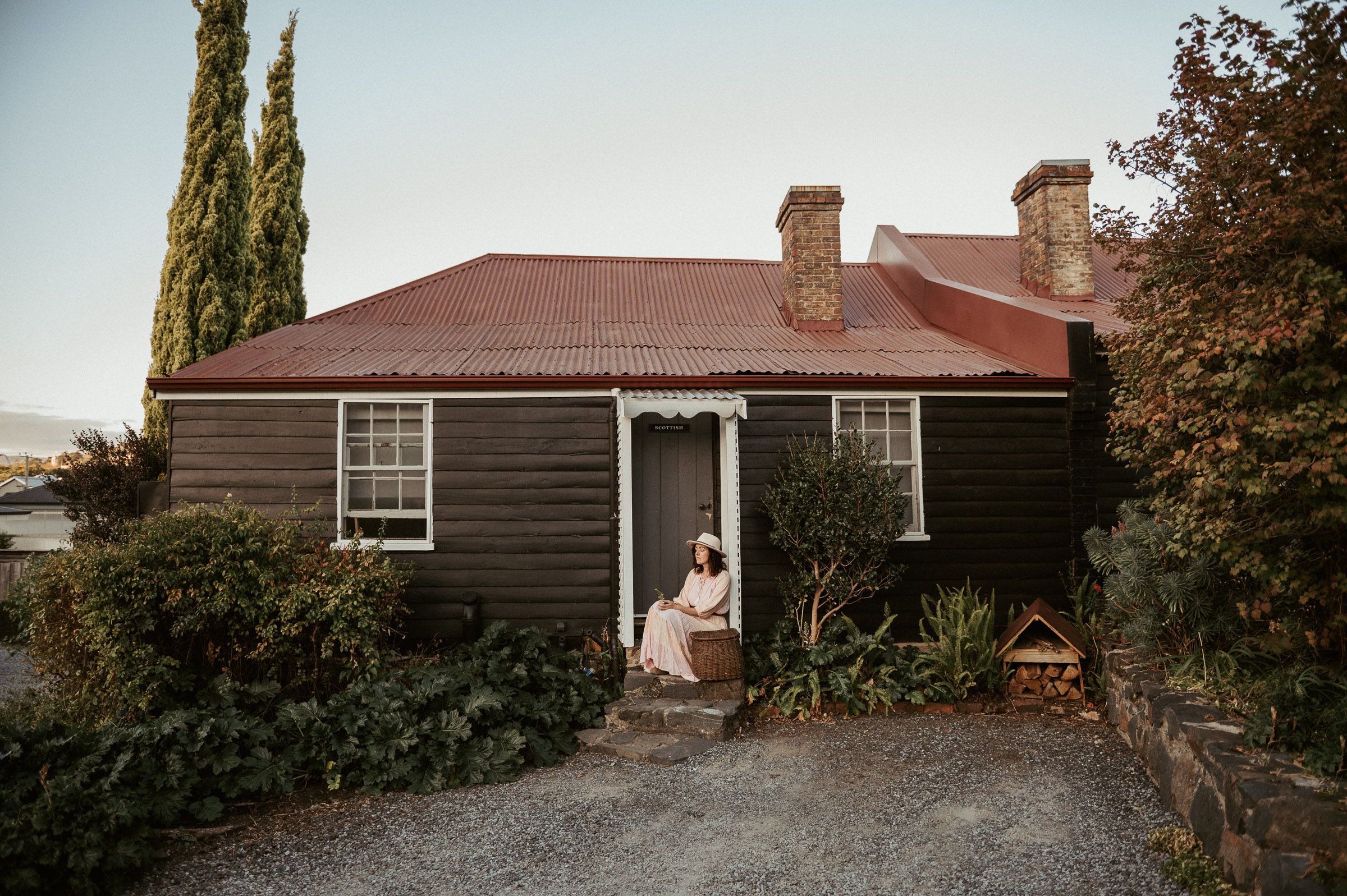 cottage in launceston captured by Tasmanian wedding and family photographer Joss Jensen