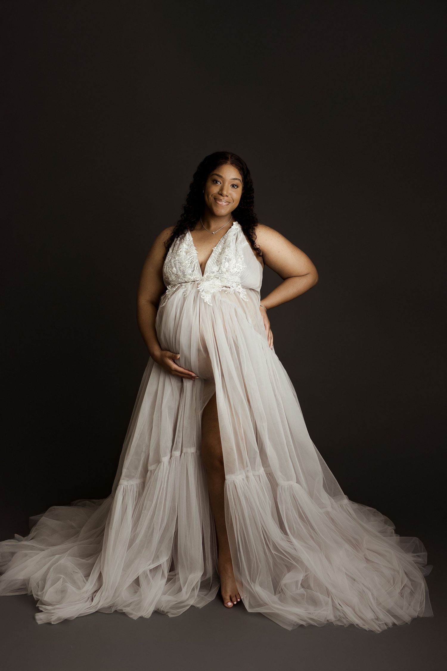best Wichita maternity photographer, maternity portrait studio near me, professional maternity photos, studio maternity photography