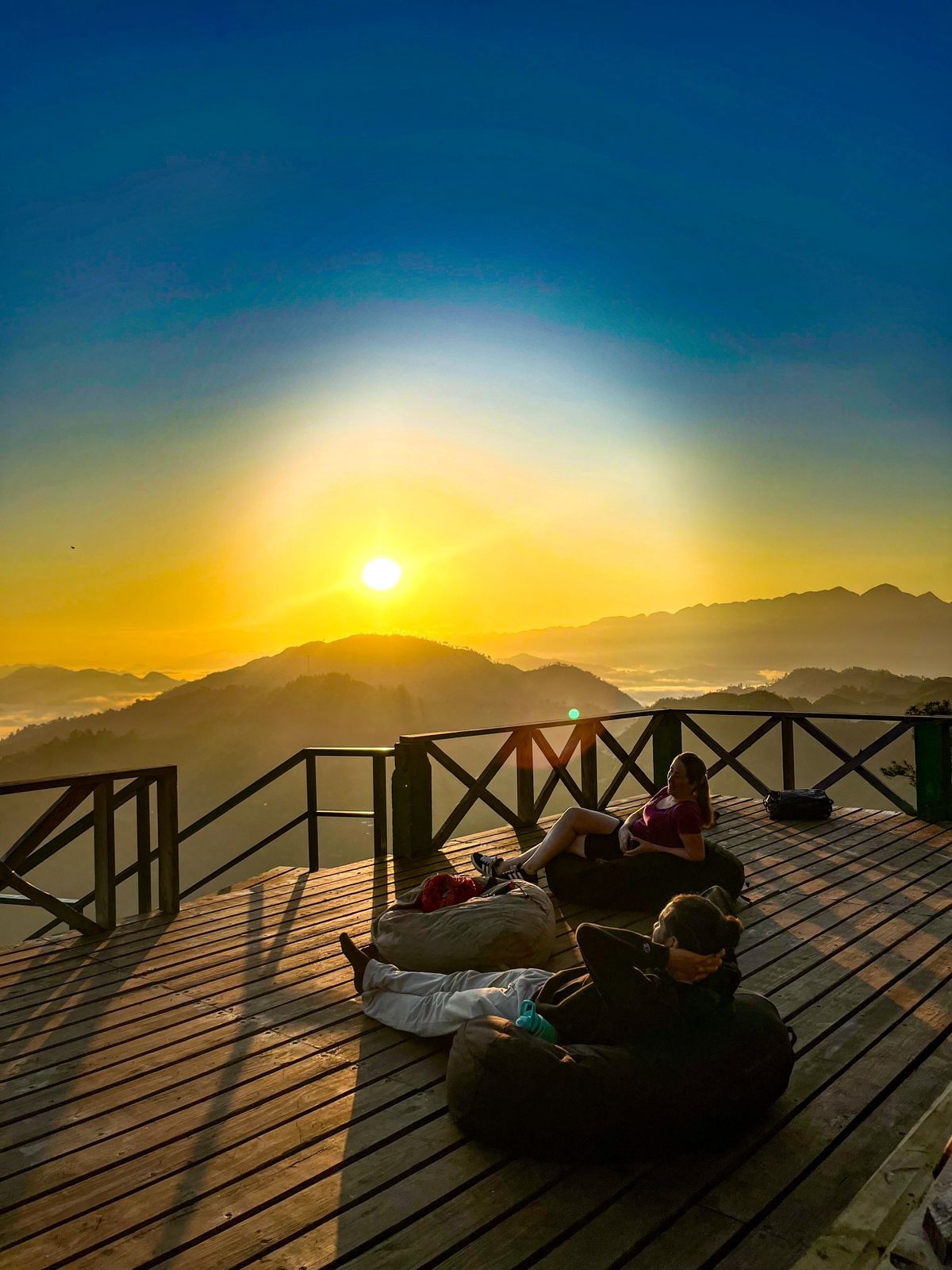 Sunrise tour Lanquin.