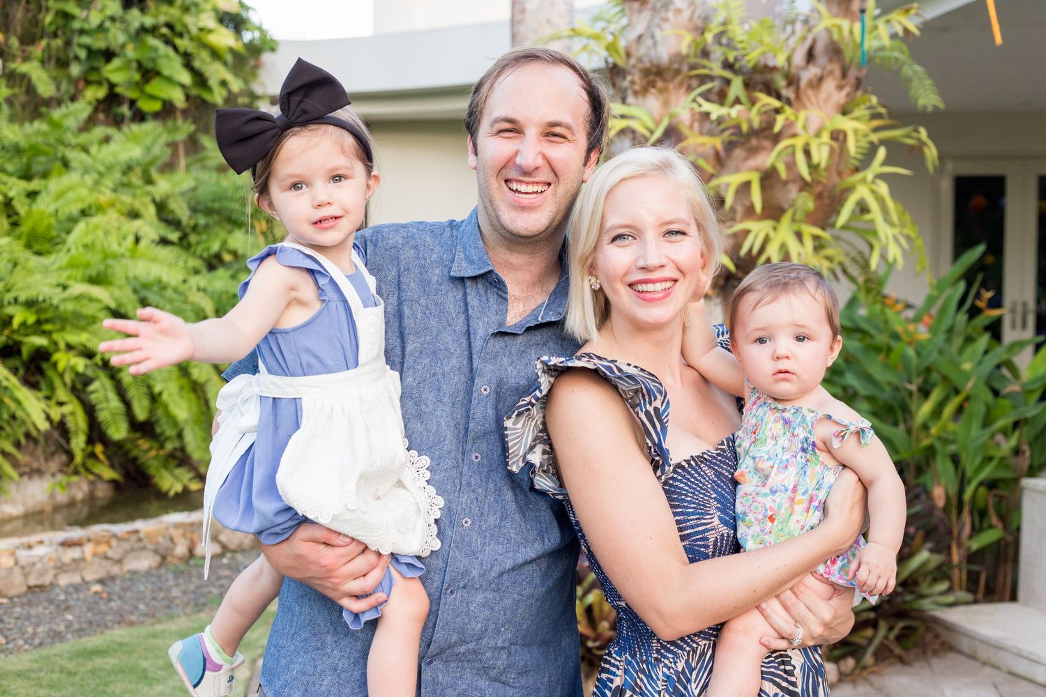 Family portrait. Kids birthday party in Guaynabo, Puerto Rico.