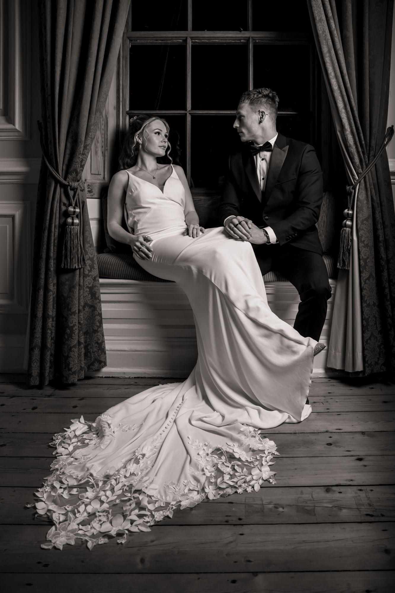 Hodroyd Hall Barnsley South Yorkshire Wakefield West Yorkshire Wedding Photographer