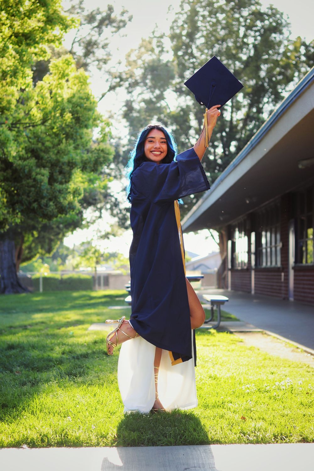 portrait, individual portrait, cinematic portraits, artistic, headshot, on-location headshot, de leon studios, socal grad photos, graduation