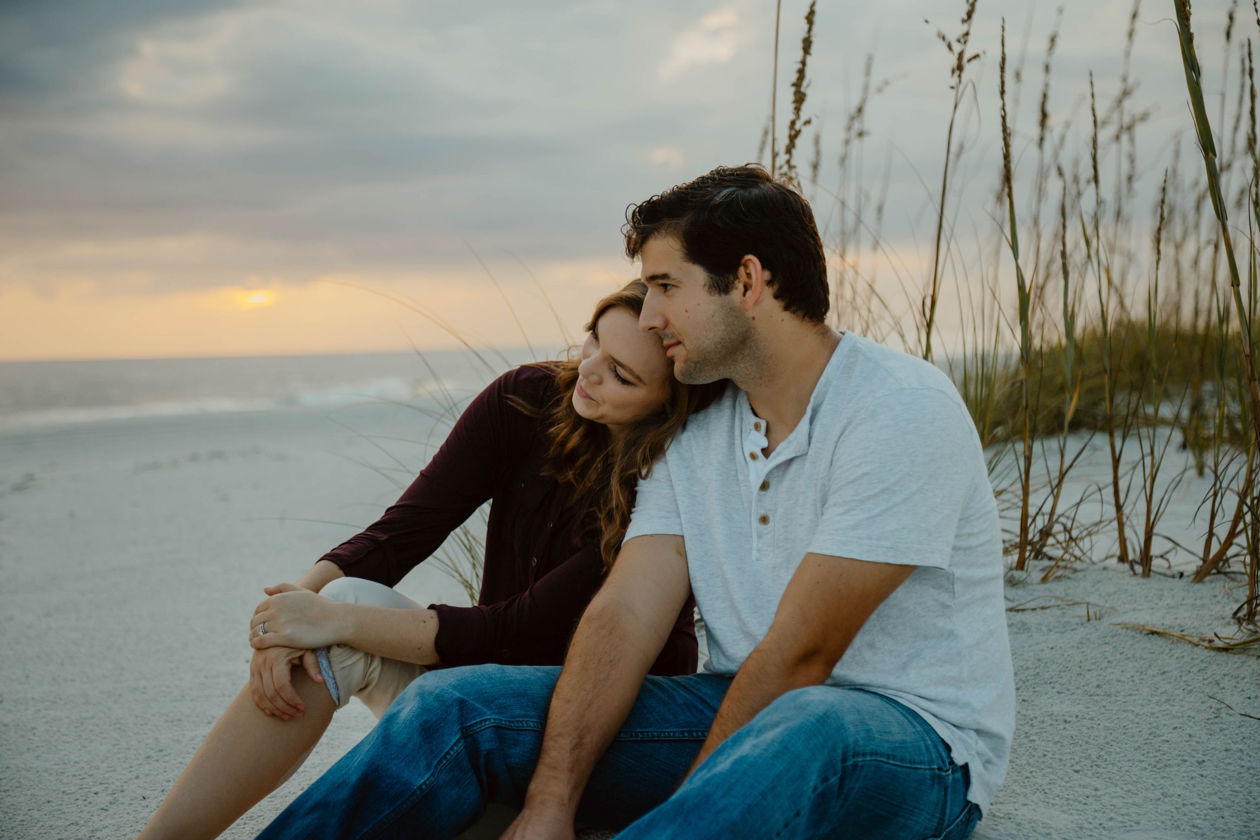 Couples photos on the beach
