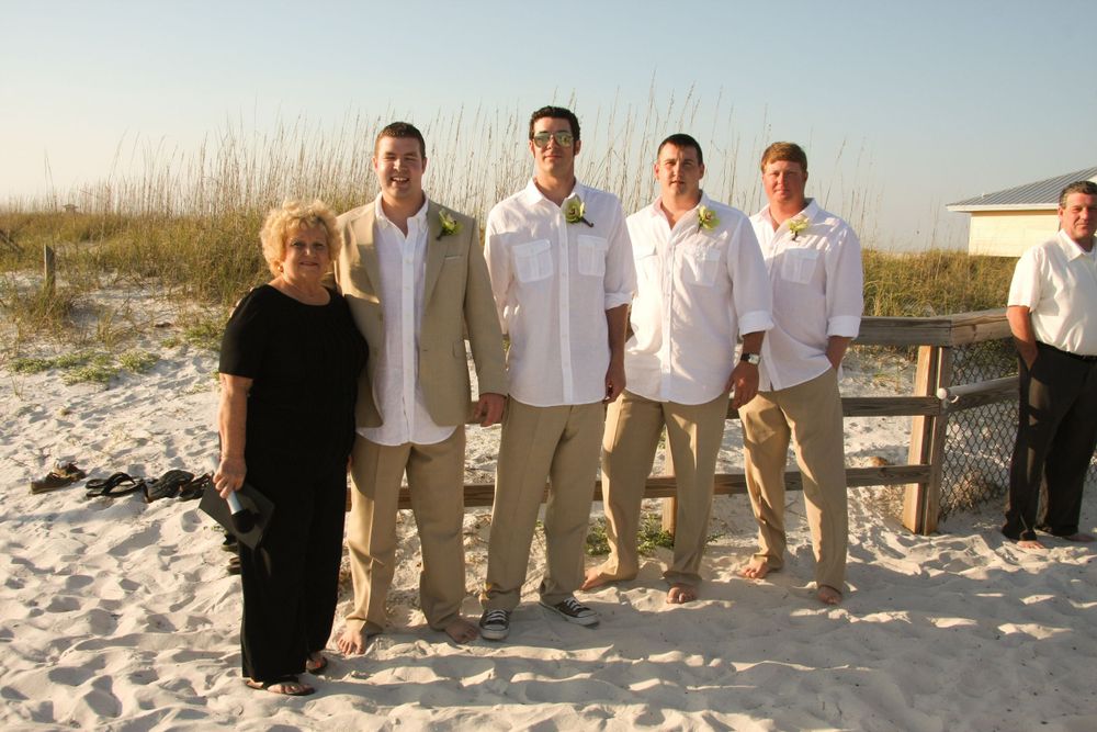 An editorial style micro-wedding photographer in Honeymoon Island, Clearwater, Tampa, St Pete, Naples, Miami, Venice, Sarasota, FL