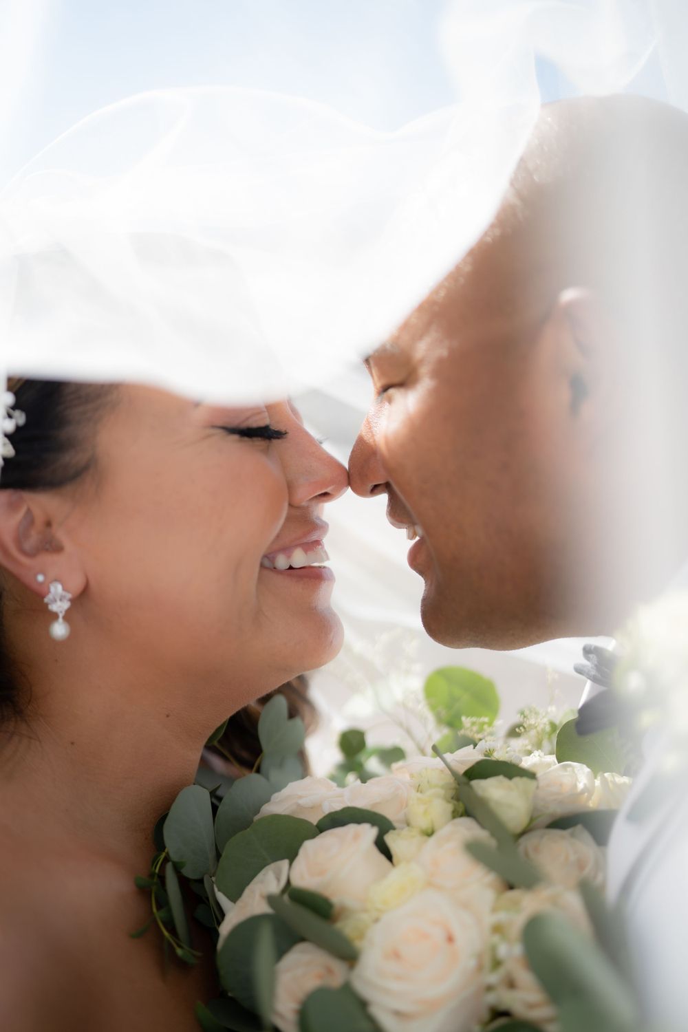 El Paso Wedding Photographer that focuses in story-telling.