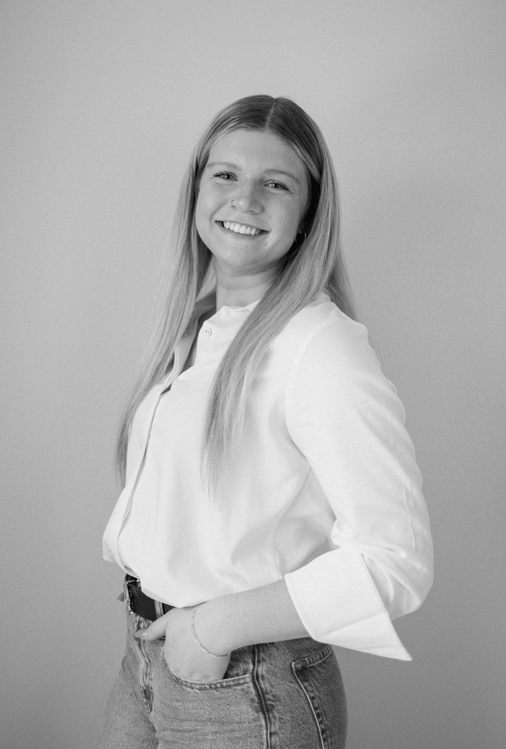 Professional headshot taken in Minneapolis St. Paul by Ellie Rae Photography.