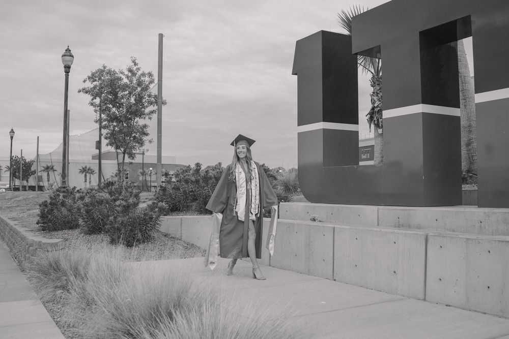senior graduation photoshoot