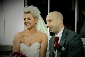Looking at the main photographer.