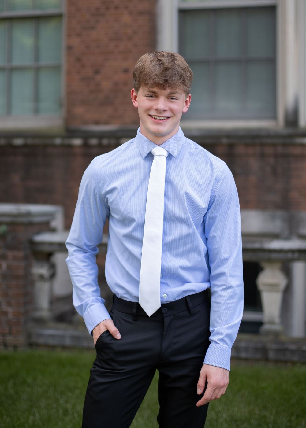 Professional Photographer Janesville Wisconsin Senior Portraits Craig Parker and Surrounding areas
Jessica Roth Photography
