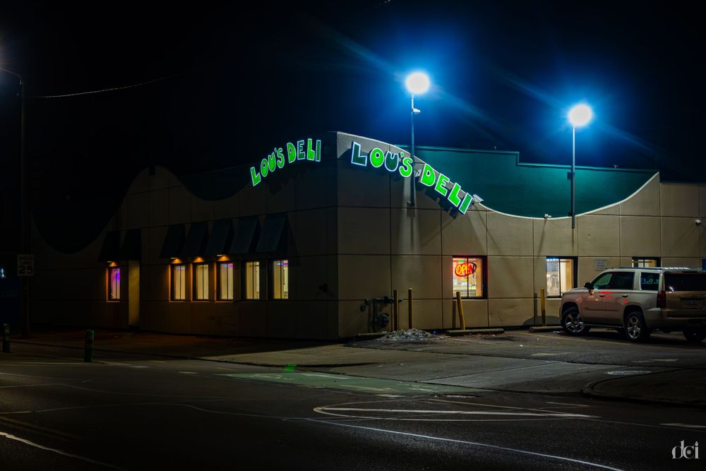 Lous Deli