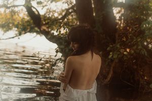 Ritratto ambientato a Cogliate – Dreaming. Ritratti intimi e ispirati, tra luce e atmosfera. Un’esperienza visiva autentica, la tua luce