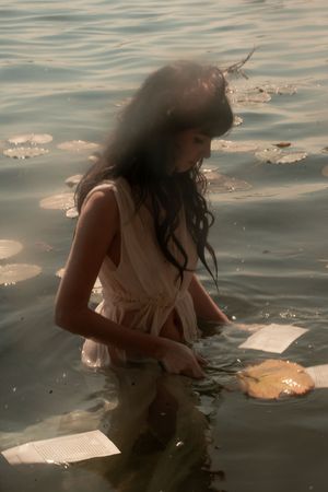 Ritratto ambientato a Cogliate – Dreaming. Ritratti intimi e ispirati, tra luce e atmosfera. Un’esperienza visiva autentica, la tua luce
