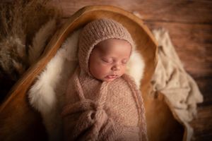 Newborn portrait photographed in a Central Louisiana studio. Baton Rouge, Watson, Denham Springs, Zachary photography