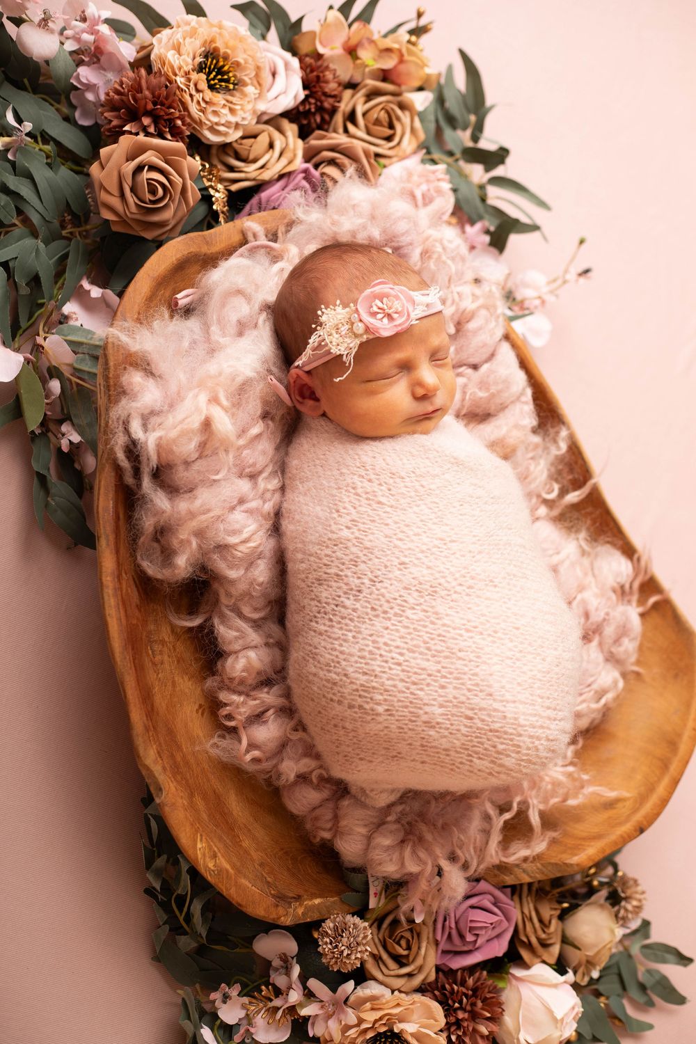 Newborn portrait photographed in a Central Louisiana studio. Baton Rouge, Watson, Denham Springs, Zachary photography