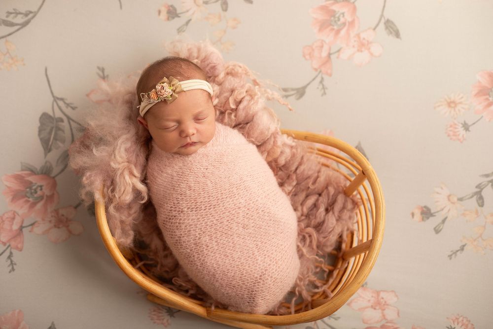 Newborn portrait photographed in a Central Louisiana studio. Baton Rouge, Watson, Denham Springs, Zachary photography