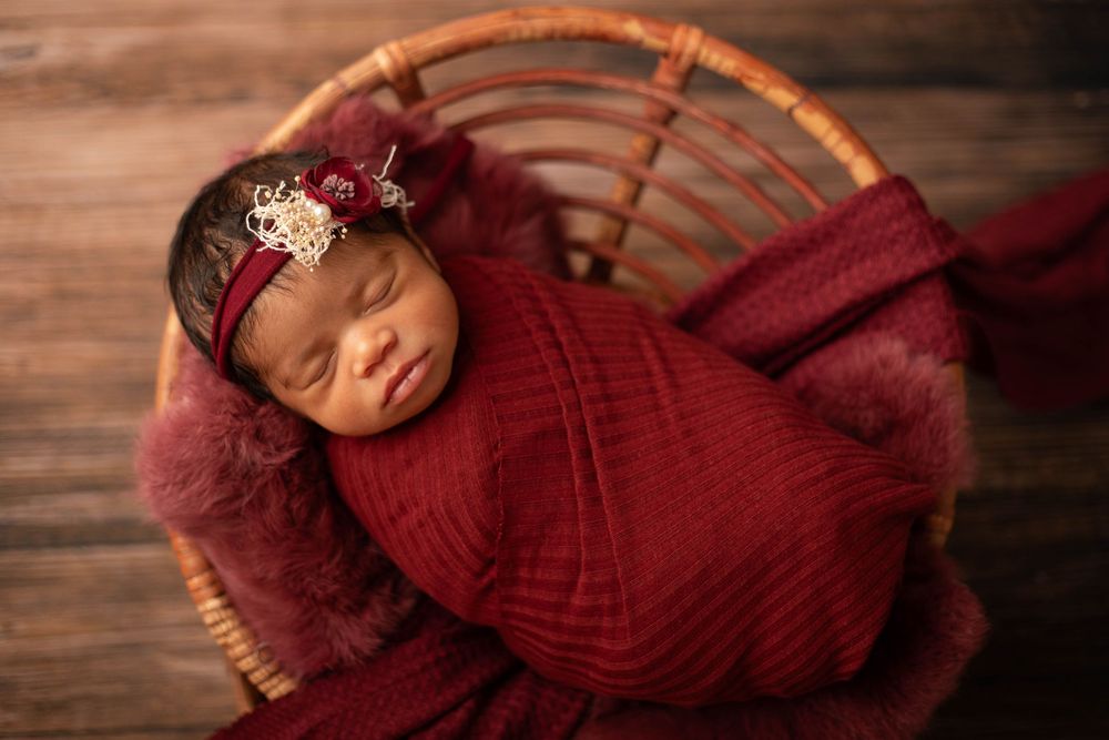 Newborn portrait photographed in a Central Louisiana studio. Baton Rouge, Watson, Denham Springs, Zachary photography