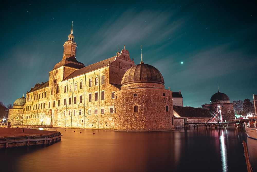 Vadstena Slott under stjärnhimmel