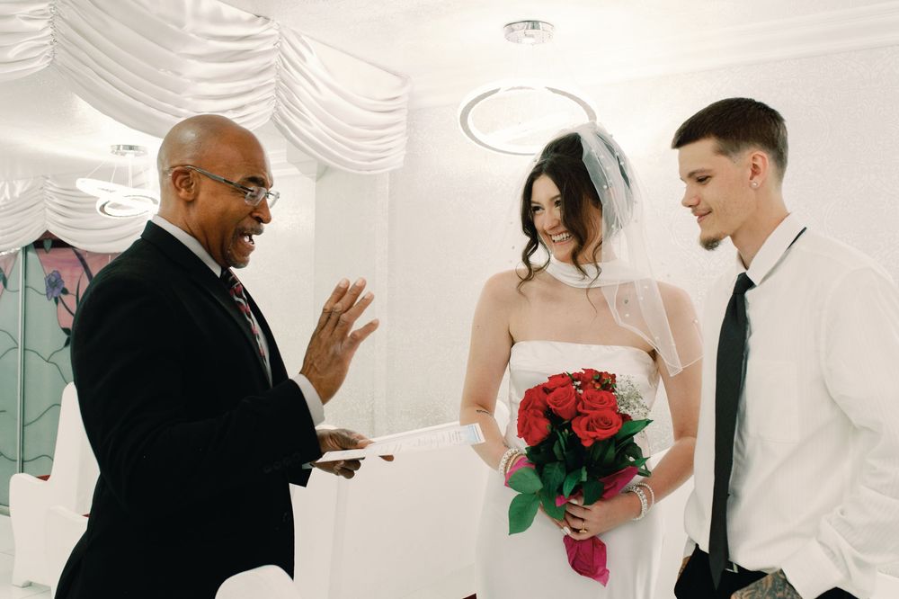Little White chapel elopement