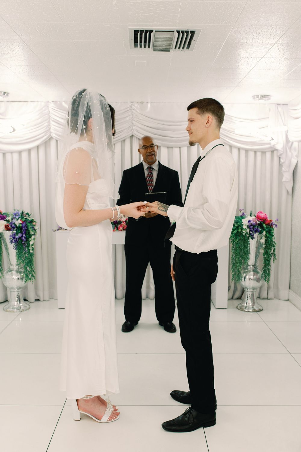 Little White chapel elopement