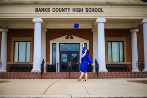 senior photographer