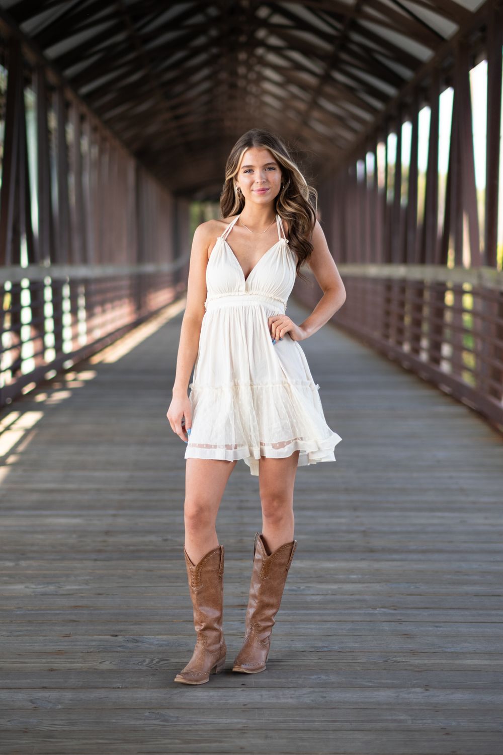 Senior Session, , photographer, Edwardsville, St. Charles, Illinois, St. Louis, Outdoor, SIUE, poses for girls,