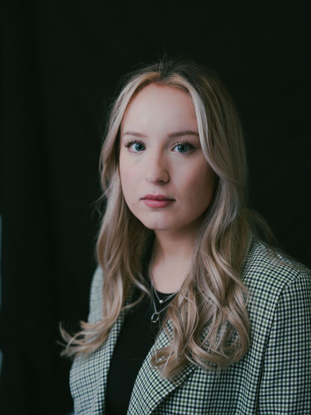 studio headshot of author with Michelle Deppe Photography in Kaysville, Utah.