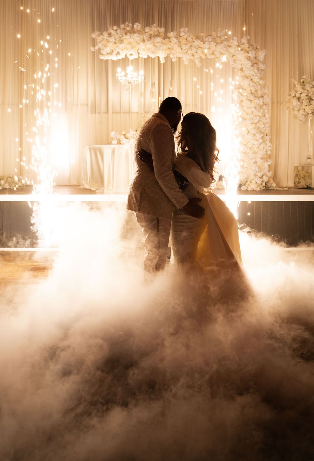 Bride & Groom: First dance