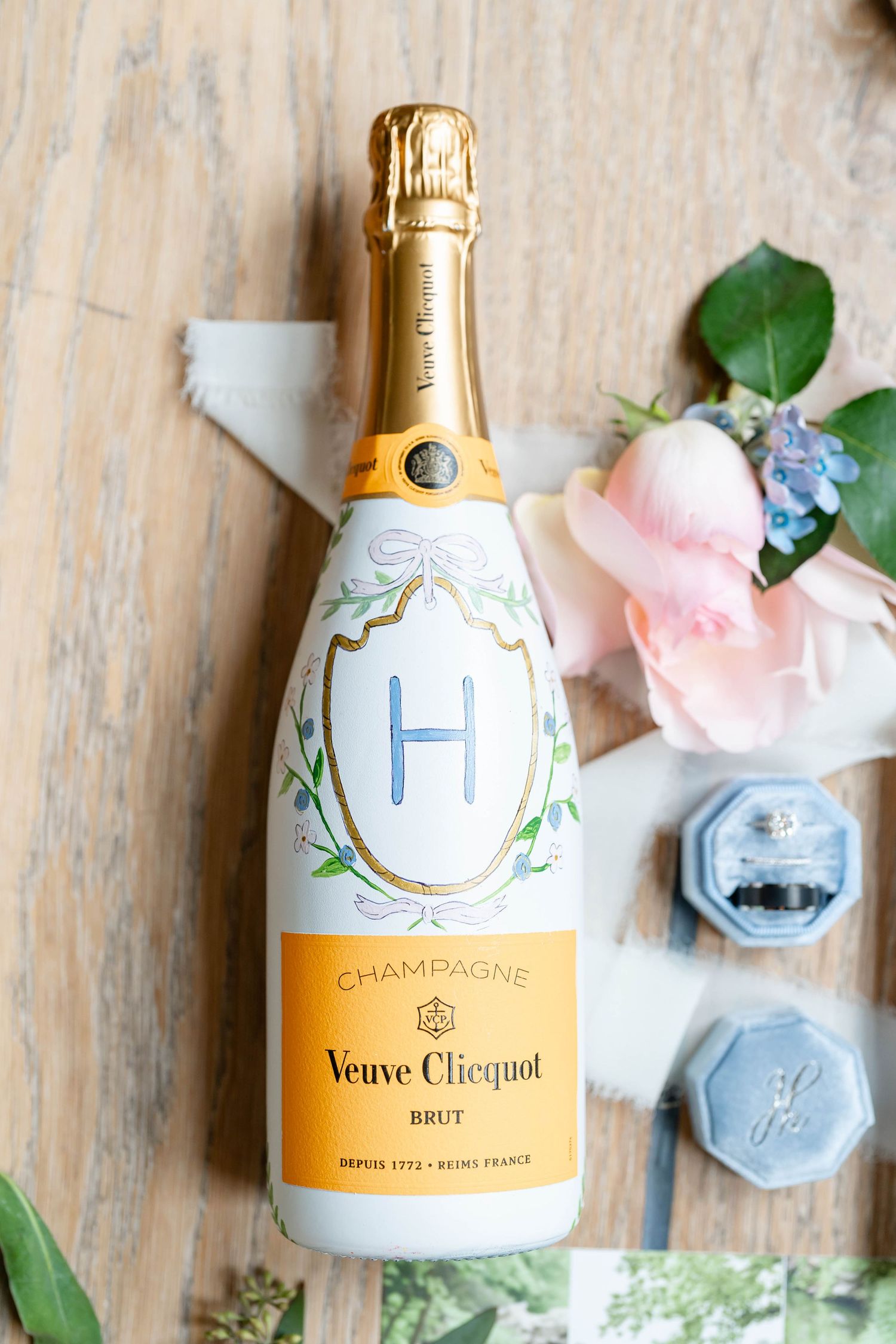 wine bottle decorated for wedding