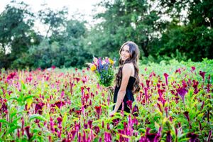 High school senior portrait in a natural outdoor setting, captured by Leigh and Kate Photography, Austin TX