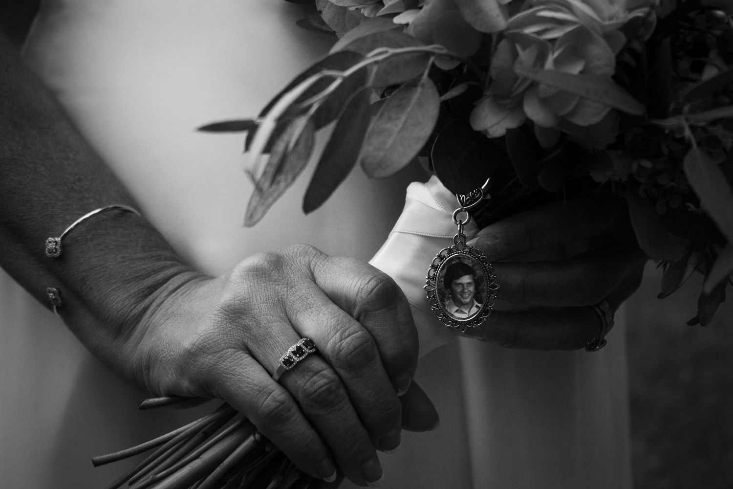 freelancer, South Carolina, photographer, fine art, wedding, commercial, nature, reenactment, gallery, freelance, monochrome, bridge, groom