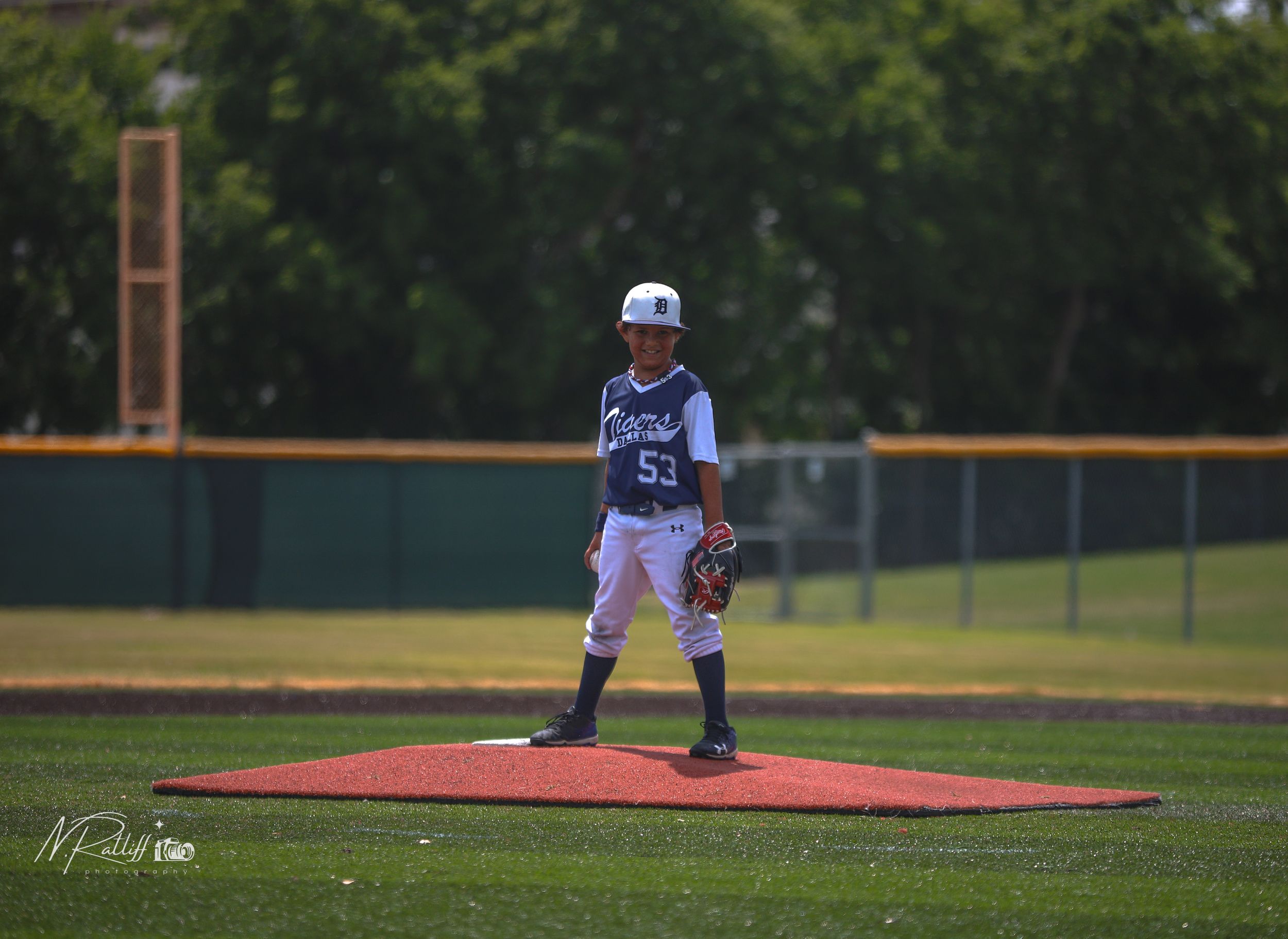 Dallas Tigers organization game shot by Nicole Banet Photography.