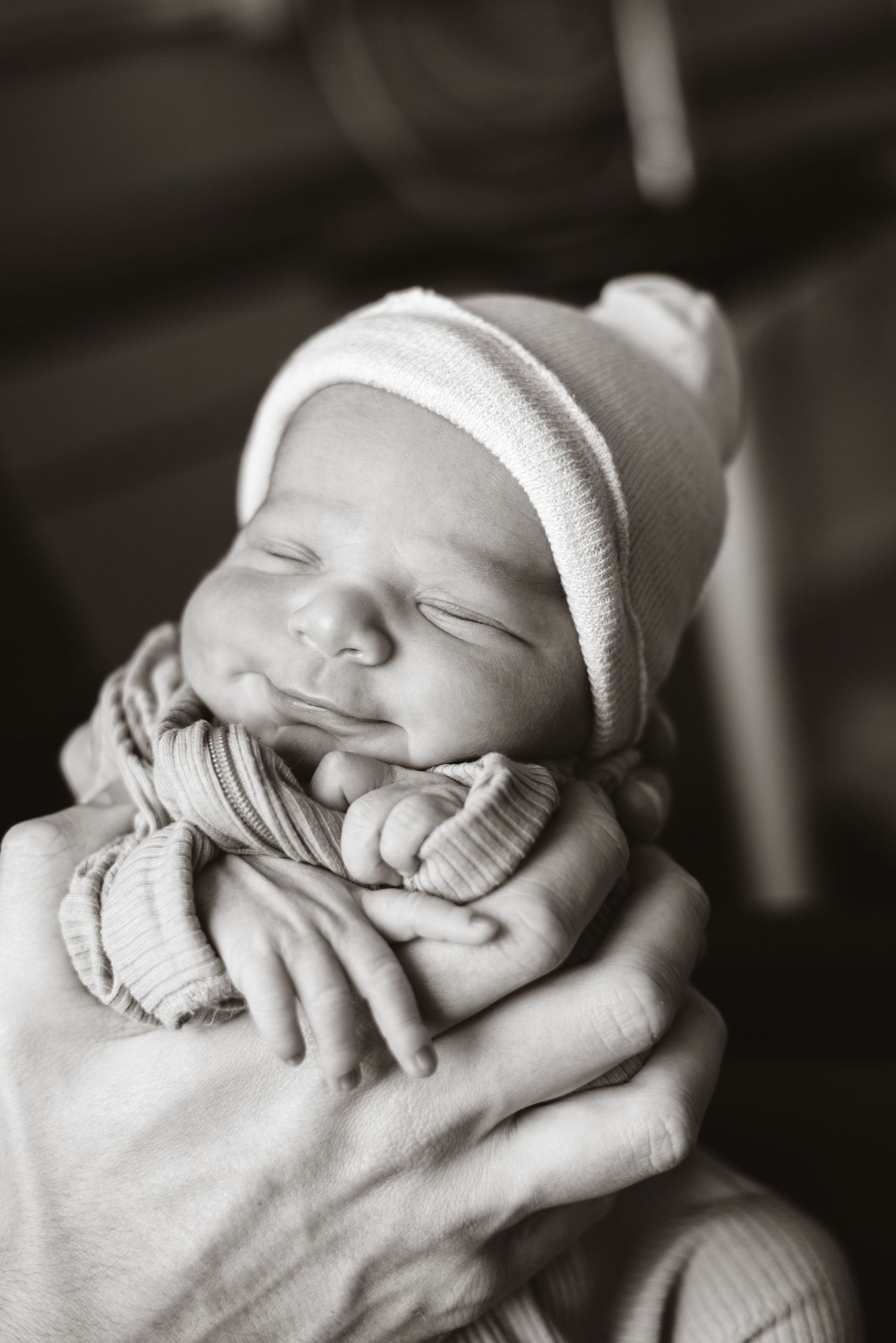 Newborn smiling in hospital fresh 48 photos at Mount Sinai Hospital, taken by Toronto Photographer Jess GC Photography
