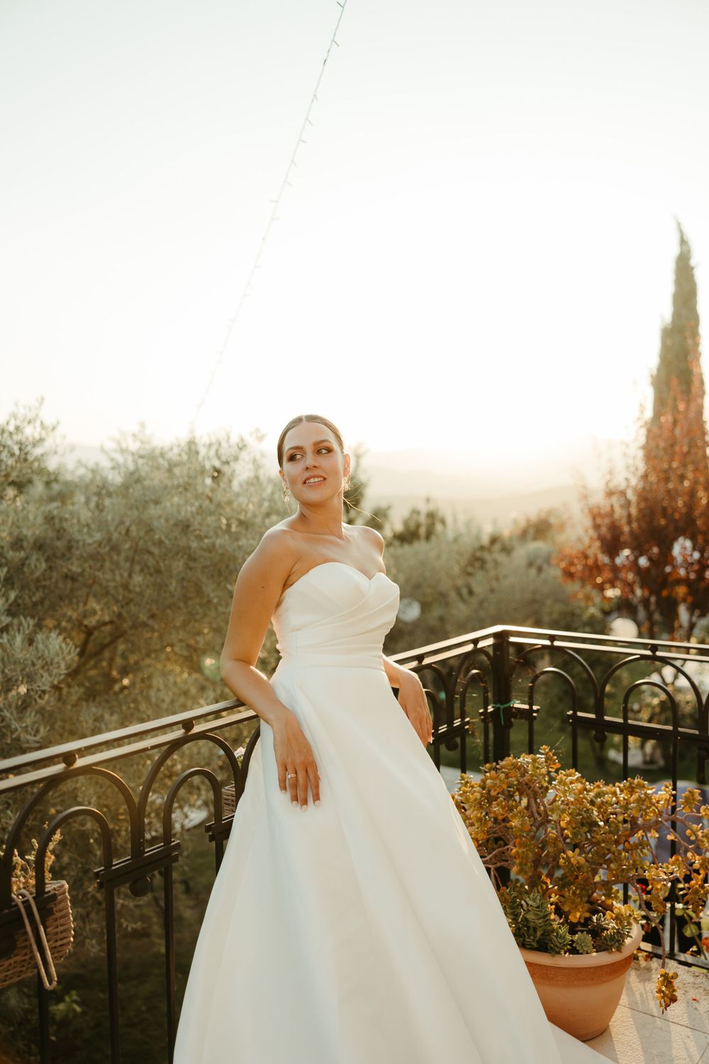 Authentic wedding moments in Croatia by a professional wedding photographer and videographer – Dubrovnik to Zagreb.