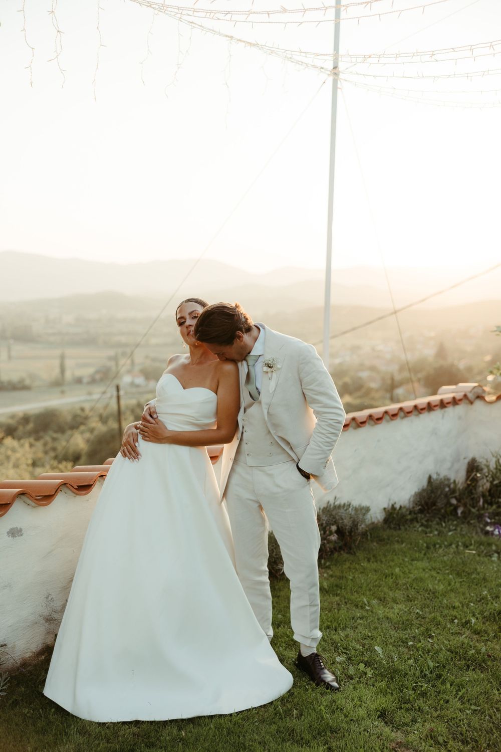 Authentic wedding moments in Croatia by a professional wedding photographer and videographer – Dubrovnik to Zagreb.