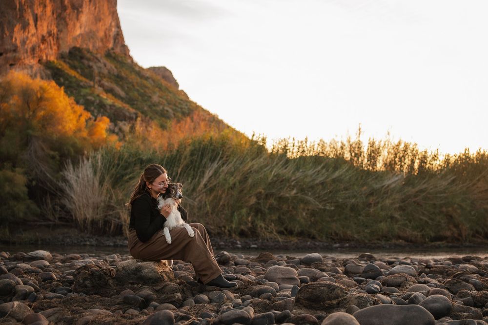 Silken Dog and owners in Arizona