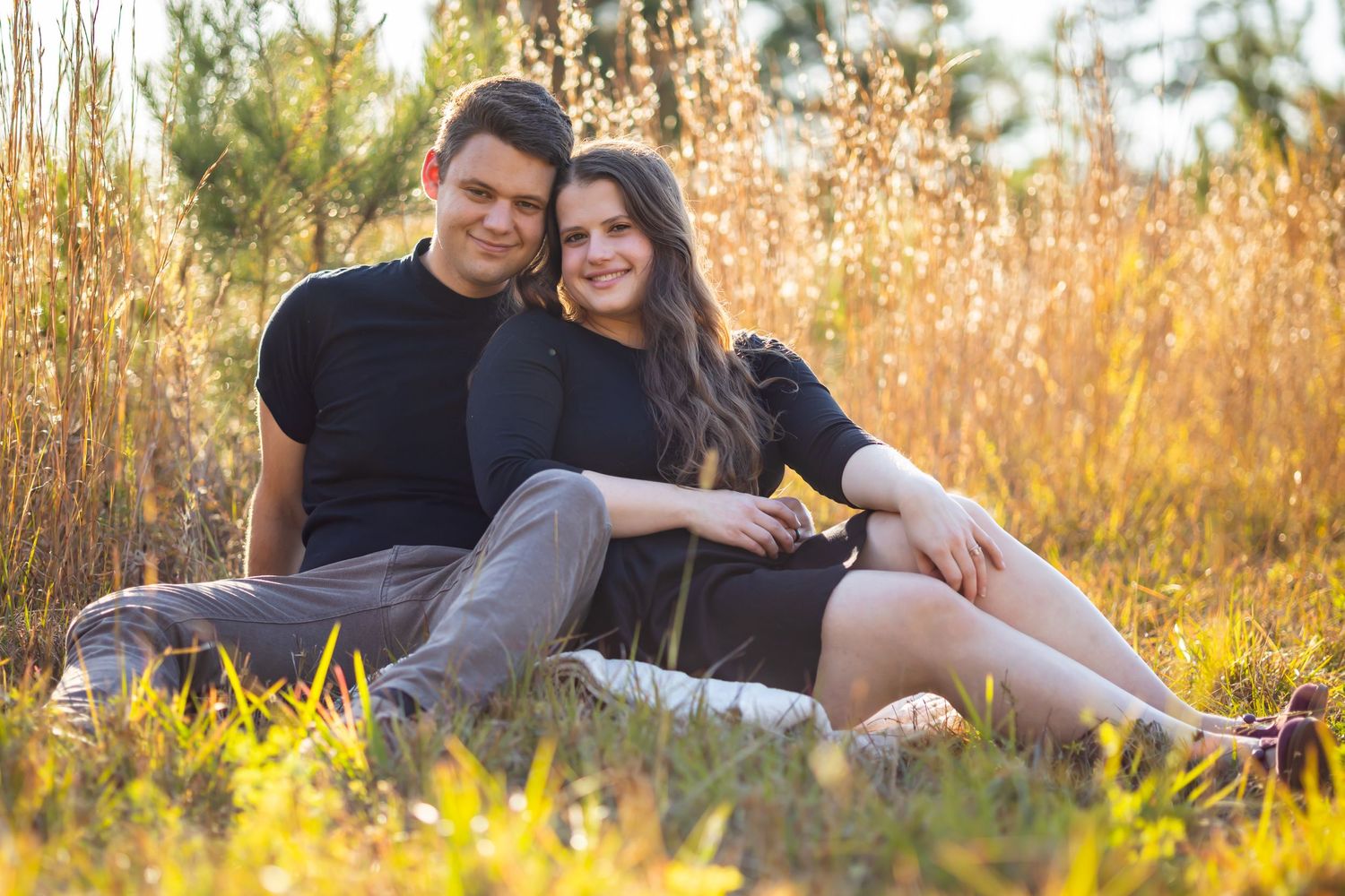 Fall Photos in Richmond, Virginia | Tall Grass Autumn Portraits | Family Fall Photos in RVA