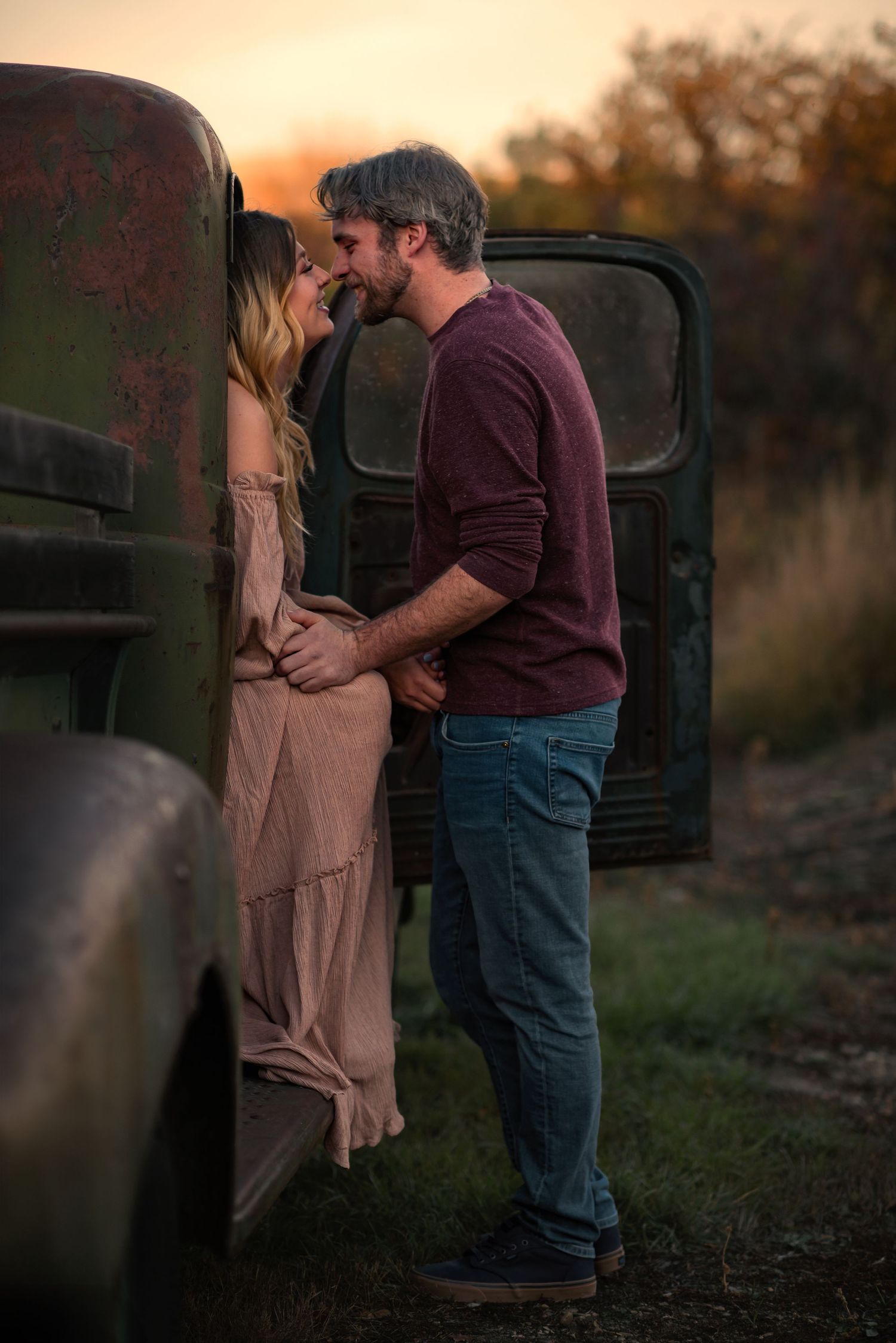 Family Photography, Camrose area Photographer, Alberta Photographer, Maternity Photographer, Couples Photographer, Family Photographer